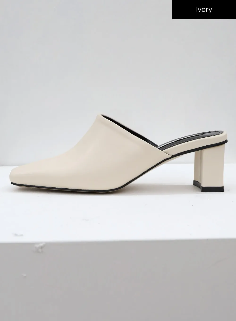 Square Toe Heeled Mules CJ27
