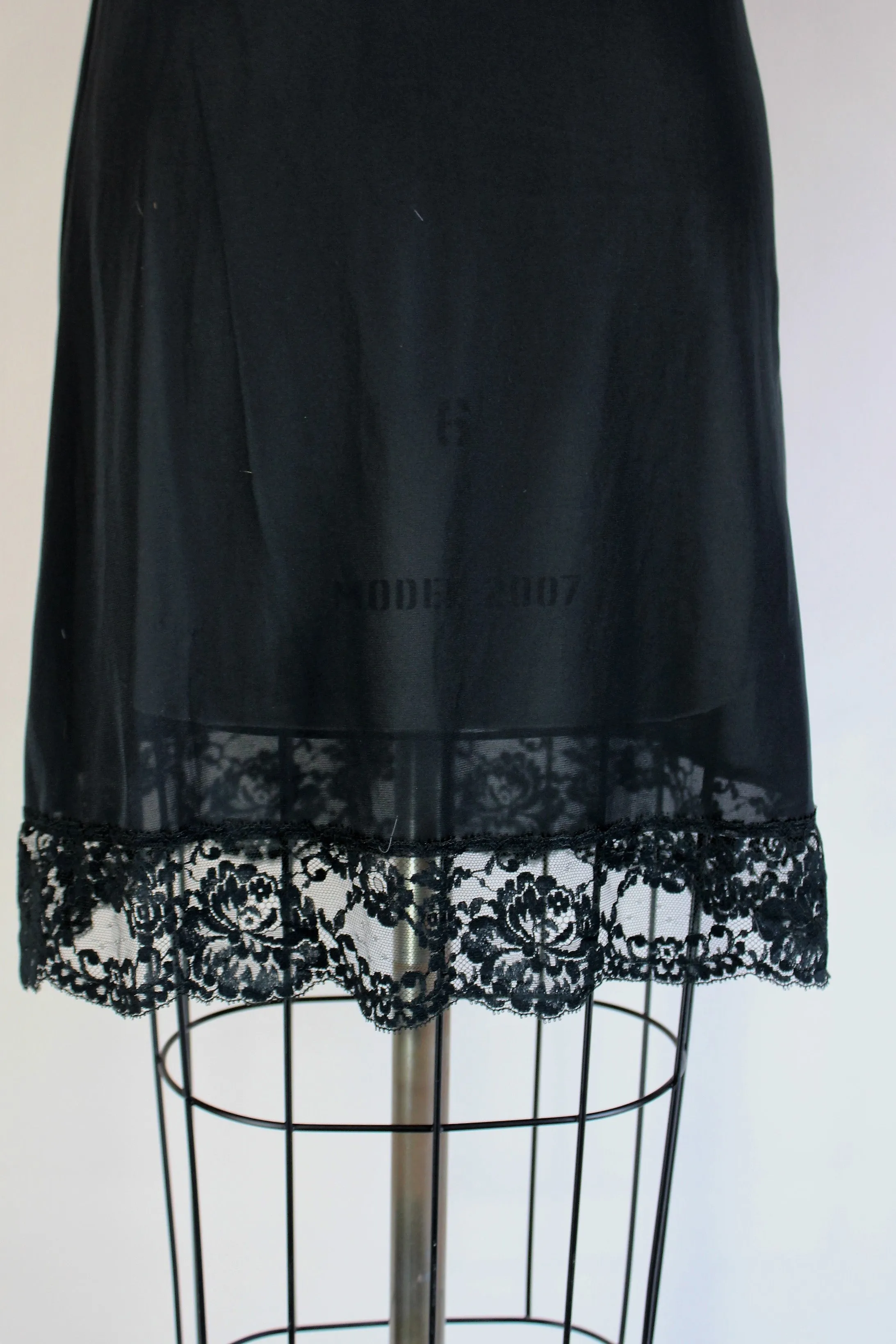 Vintage 1960s Black Full Slip With Bra Bodice by Warners